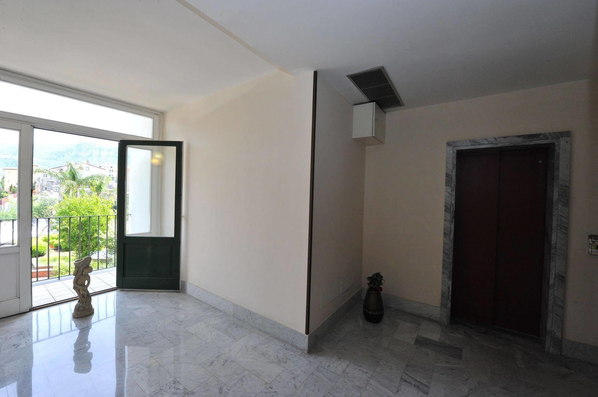 Apartment Victor's House *